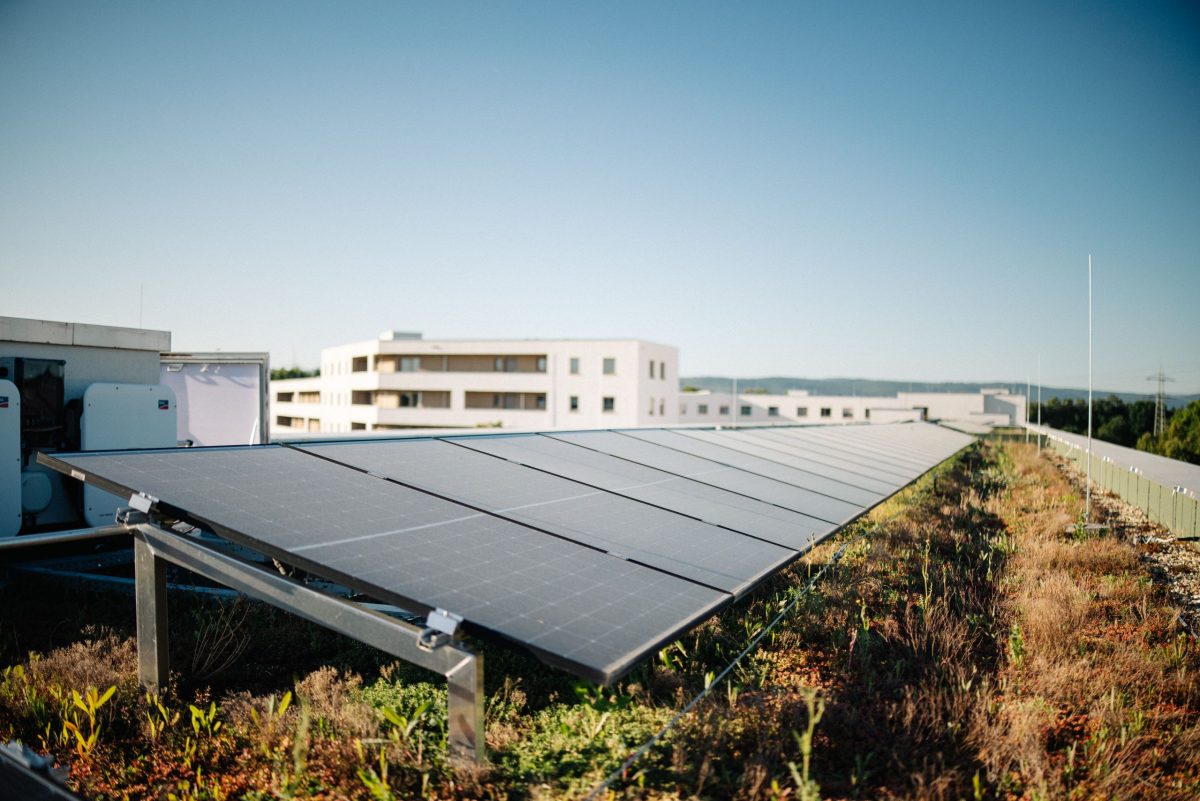 PV-Anlage auf dem Dach der Woerishofferstraße.
