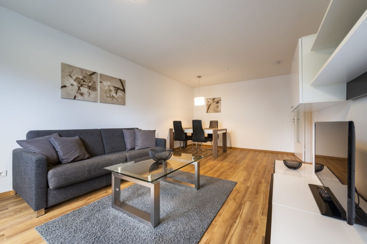 Das Wohnzimmer in der Gästewohnung in Oberreut.