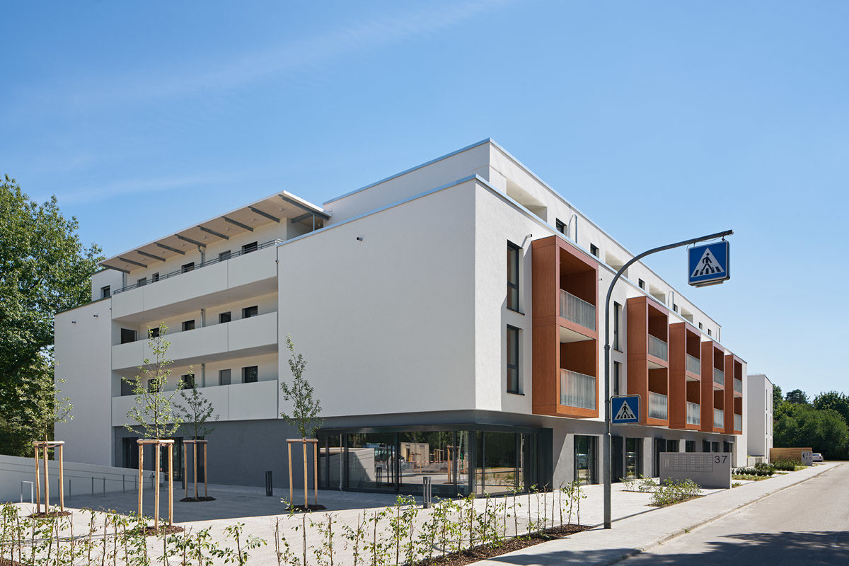 Der Neubau steht in der Königsberger Straße 37. Das Wohn-Projekt Gemeinsamleben in der Waldstadt wurde hier umgesetzt.