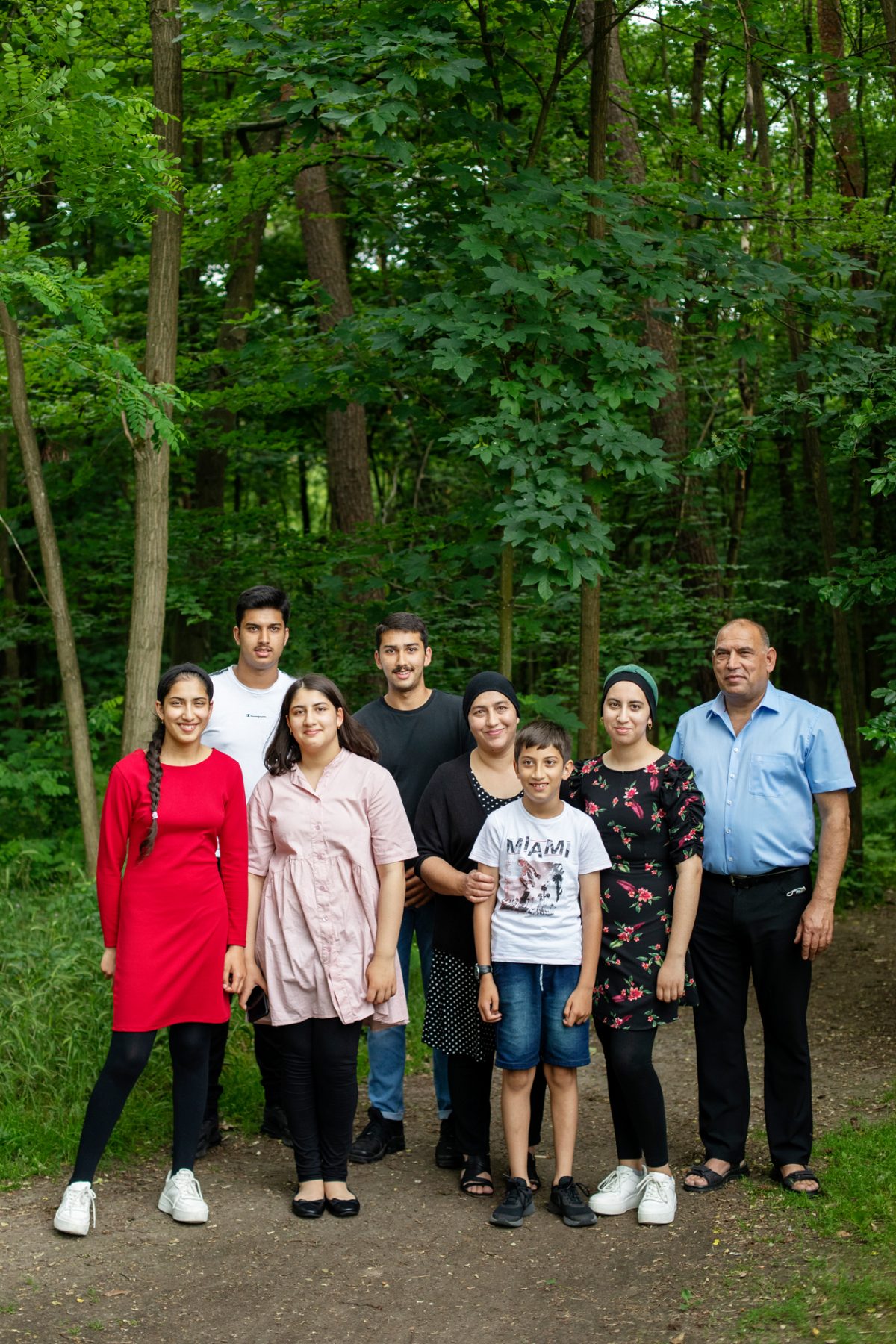 Die Familie mit mehreren Kindern ist Mieterin bei der Volkswohnung.