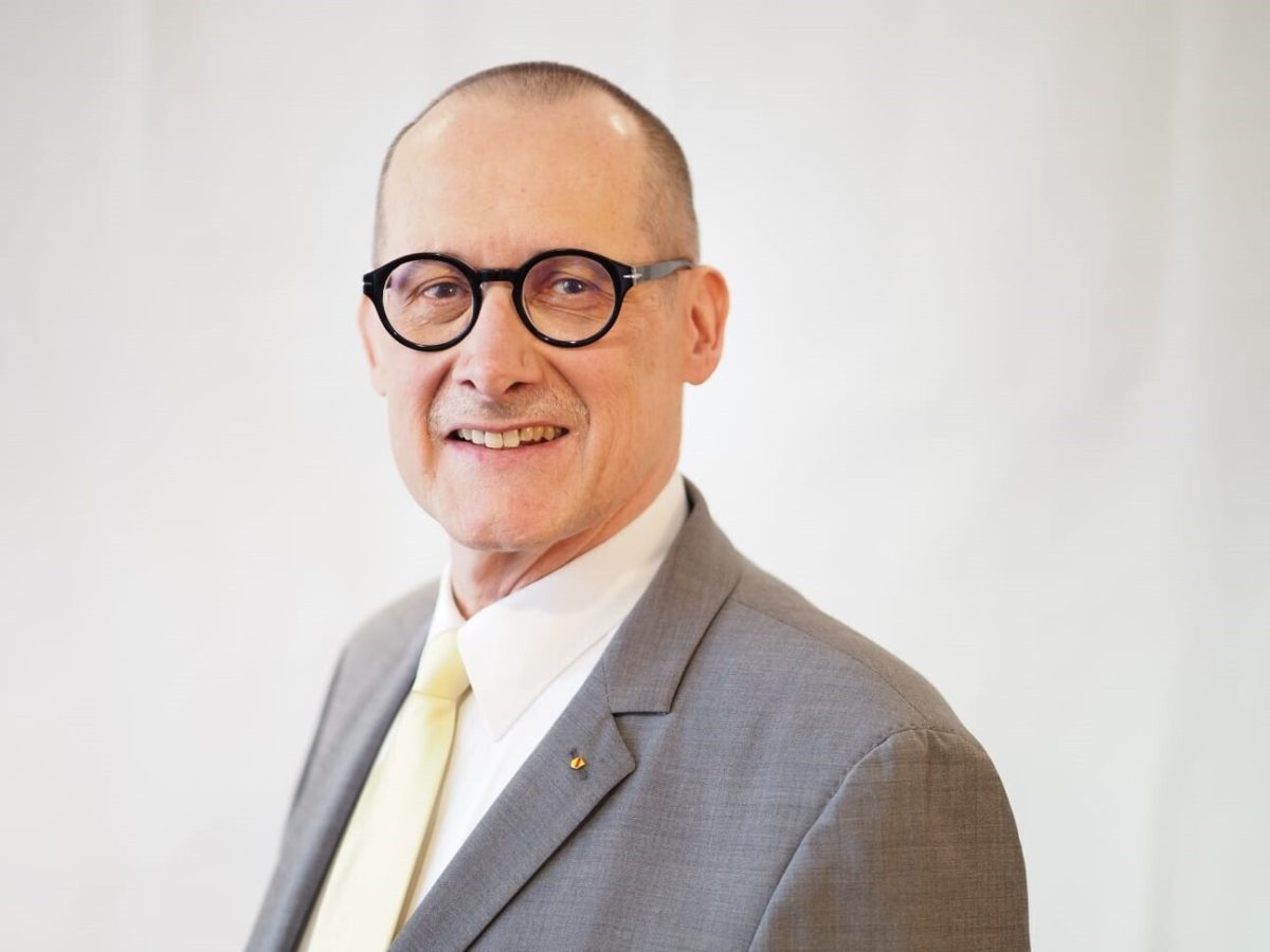 Portraitfoto des Aufsichtsrats-Mitglieds Thomas H. Hock.