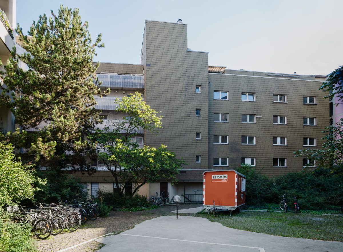 Außenansicht des Modernisierungsprojekts in der Kronenstraße 24.